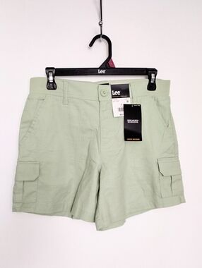 Lee Sage Green Cargo Shorts with Flap Pockets